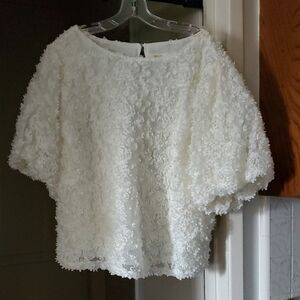 Elegant White Textured Women's Top